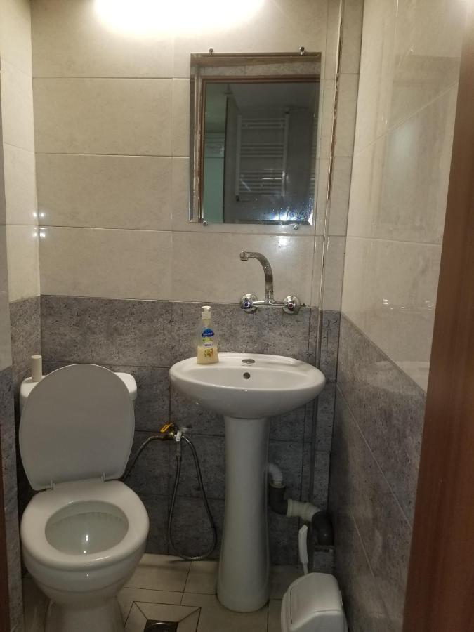 Hostel 17 Only For Men Tbilisi Buitenkant foto