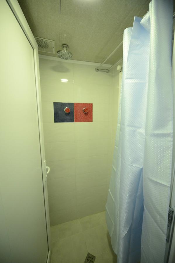 Hostel 17 Only For Men Tbilisi Buitenkant foto